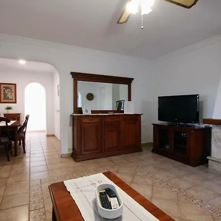 Tess Azahara Alhaurín de la Torre